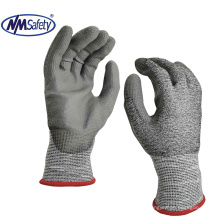 NMSAFETY  Handling sharp metal parts cut resistant gloves ANSI A4 level coated grey PU on palm